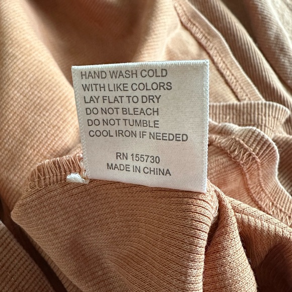 NWOT Jane + Delancey Polo Shirt sz Medium Womens Ribbed Vintage Look V-Neck Clay - Picture 11 of 13